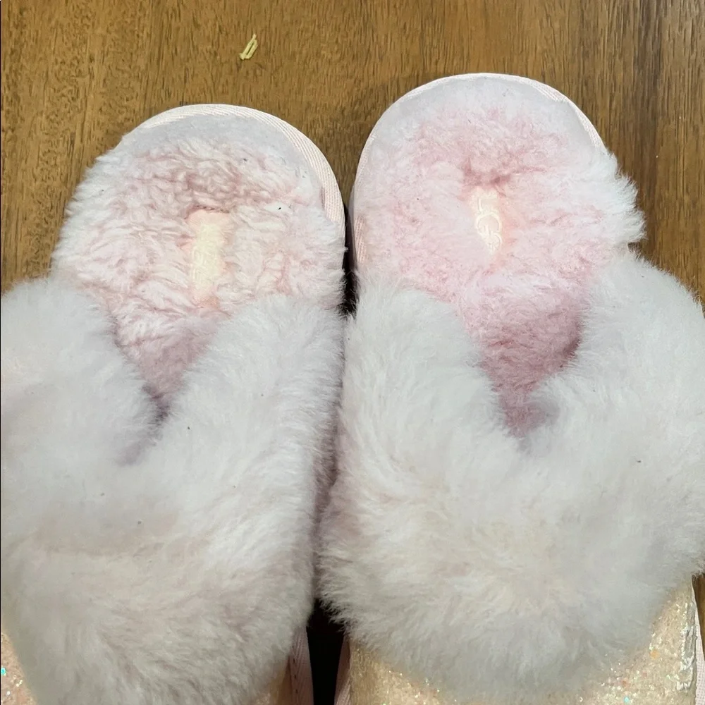 UGG Pink Fluffy Slippers with Glitter - Picture 2 of 7